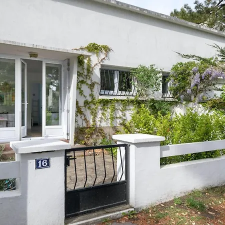 Hébergement de vacances Votre Cocon A Proximite De La De *